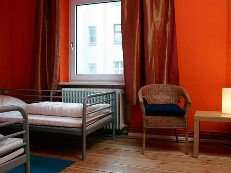 Sleep Cheap Hostel Berlín 0*,